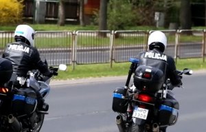 fot. policyjny patrol na motocyklach na lubelskich ulicach